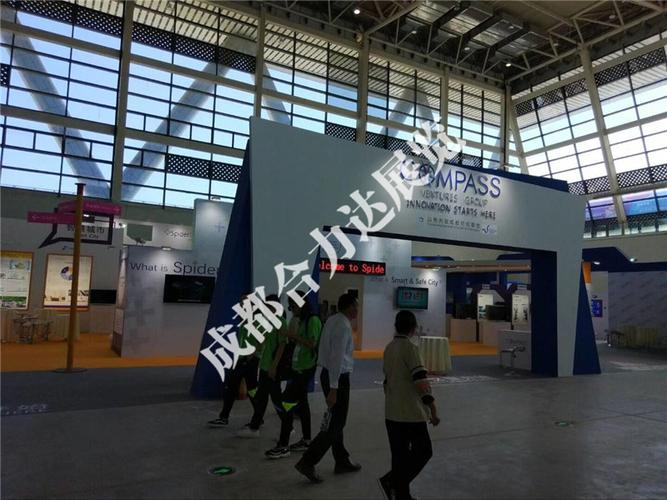 以色列馆与成都展览工厂 关于一座城市专业清洗服务的协作叙事